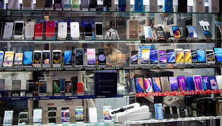 کاهش سنگین قیمت‌ها در بازار موبایل