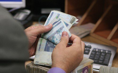 پرداخت یارانه 300 هزار تومانی به کجا رسید؟