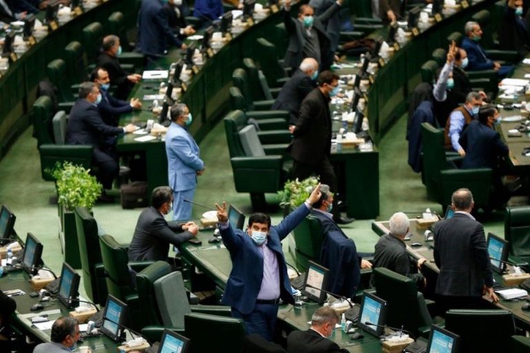 نماینده مجلس: طرح صیانت از هم اکنون شکست خورده است