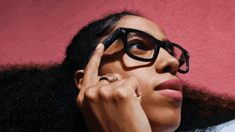 عینک ری بن با قابلیت فیلم برداری، یک عینک هوشمند