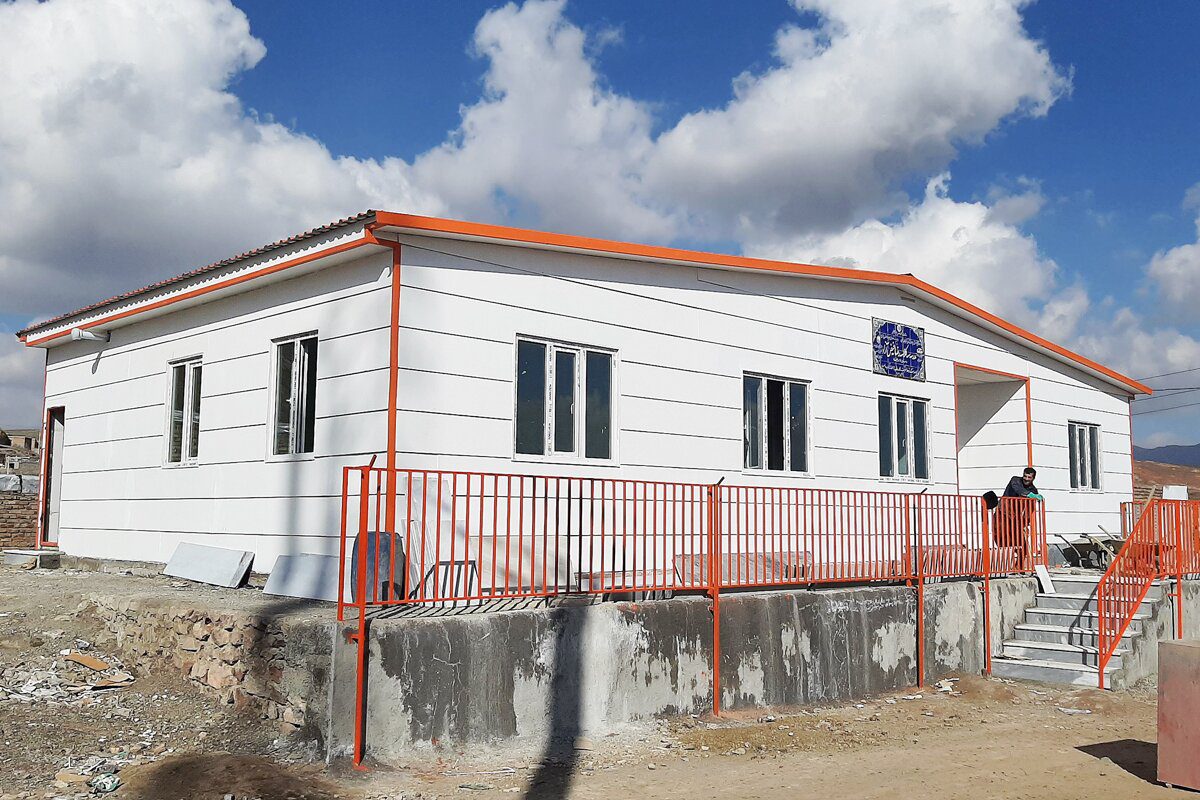 ساخت مدرسه توسط اسنپ