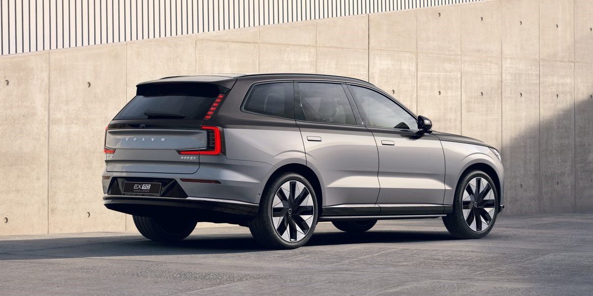 معرفی ماشین Volvo EX90 Excellence