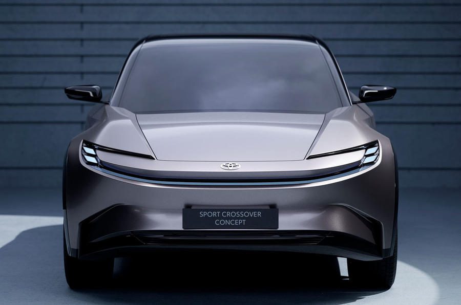 کراس اوور اسپرت تویوتا