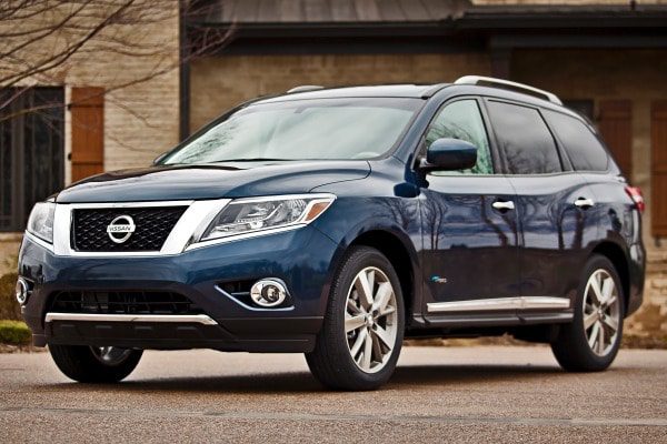 3. Nissan Pathfinder HEV 2014 و 2015
