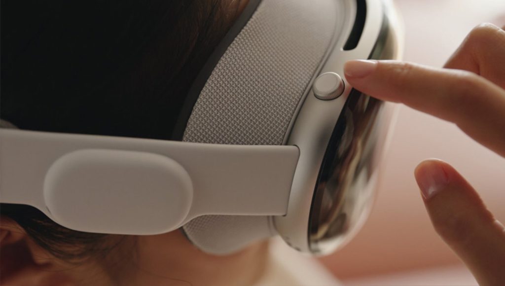 اولین لوازم جانبی هدست ویژن پرو، ساده ولی کاربردی است