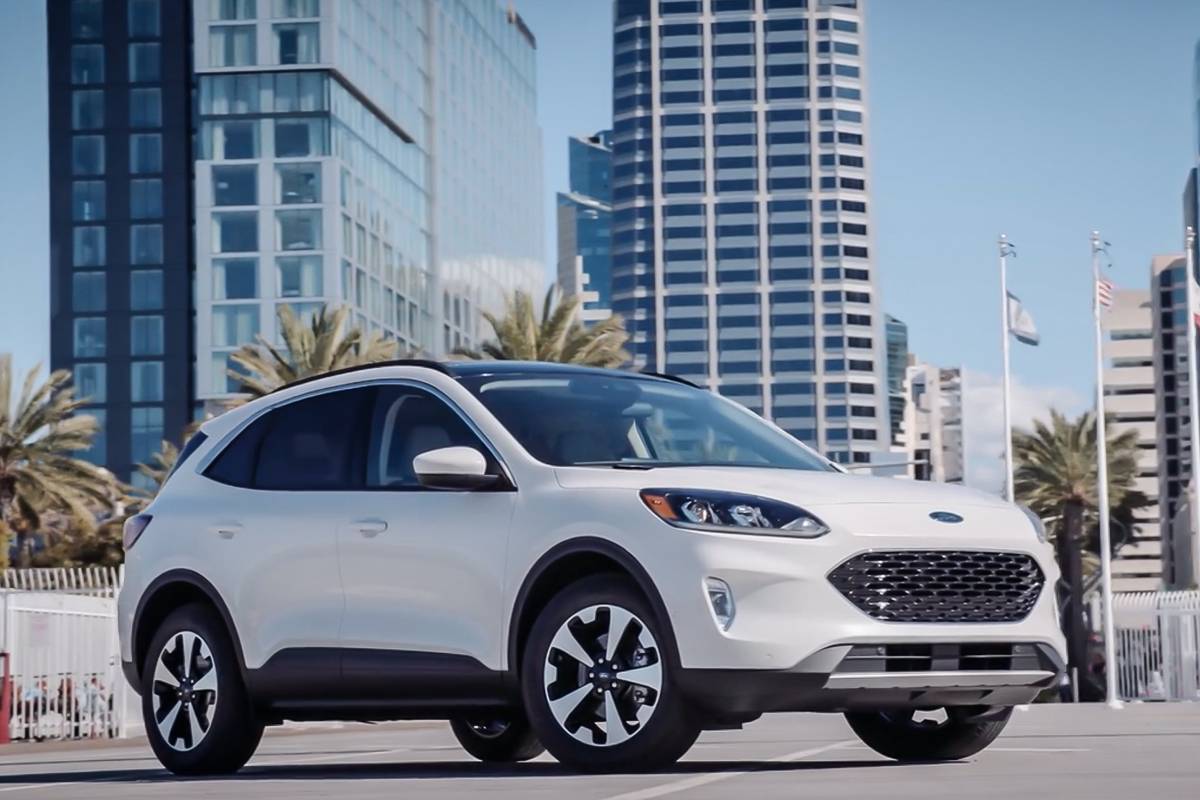 2. Ford Escape Hybrid 2020