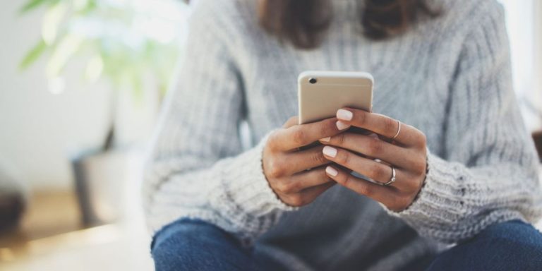 10 بازی سرگرم کننده در چت واتساپ با دوستان و خانواده