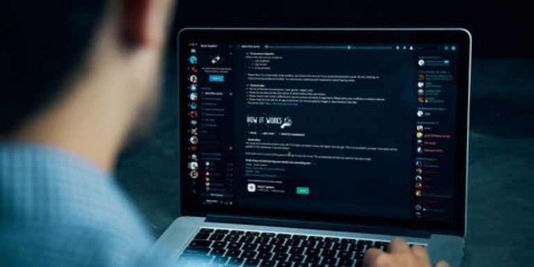 «IDLE» در Discord به چه معناست و آیا دقیق است؟