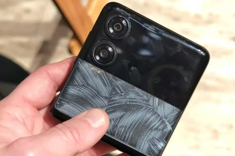 انرجایزر ارزان ترین گوشی تاشو دنیا را معرفی کرد