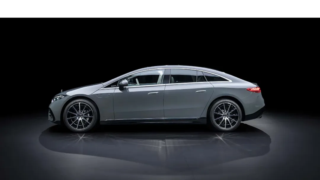 مرسدس بنز EQS مدل 2025 با ظاهر جدید رونمایی شد.