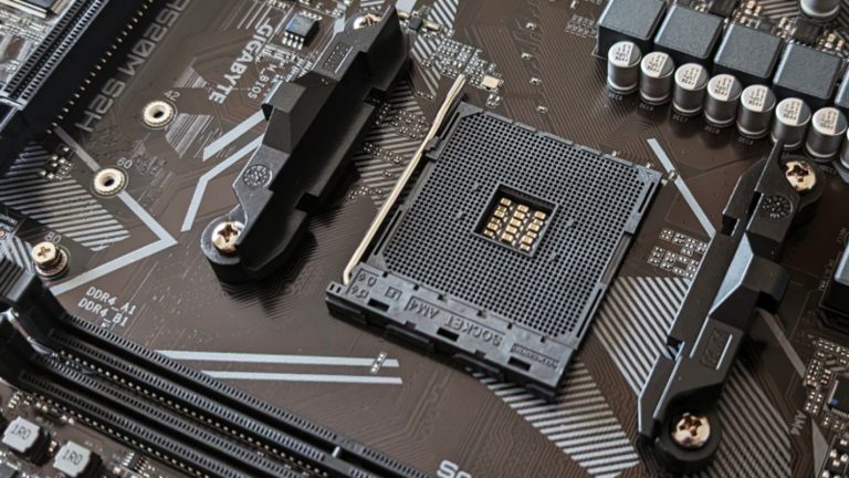 پیدا کردن مدل مادربورد در ویندوز مک و لینوکس