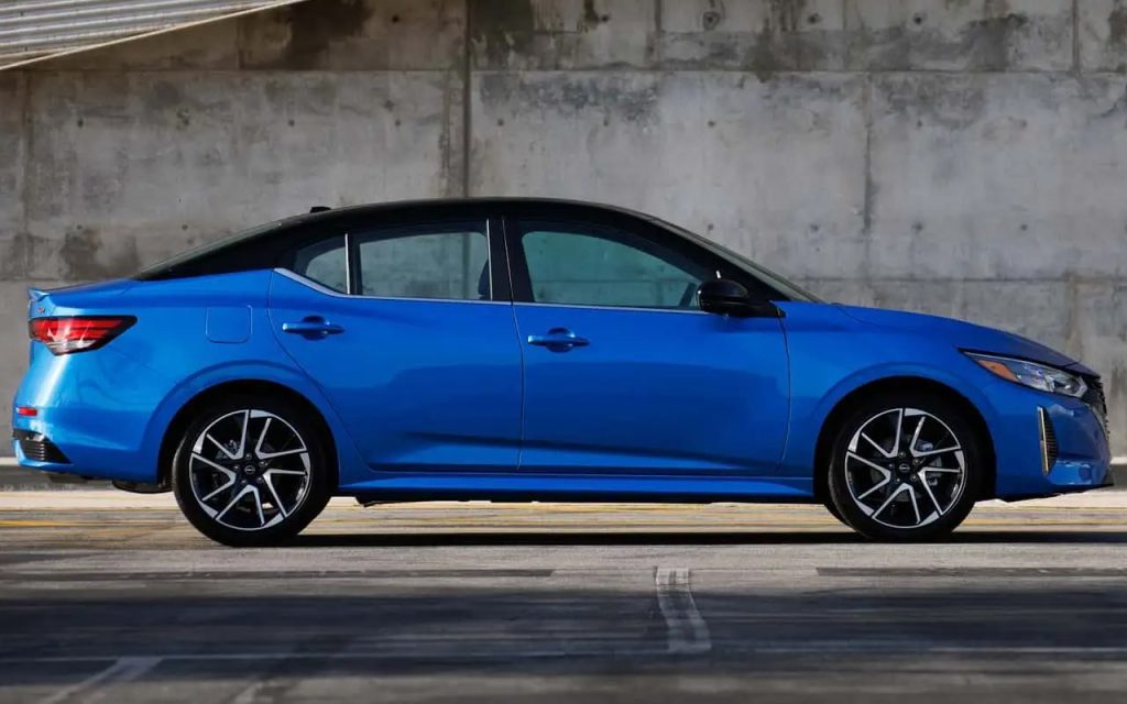 خودروهای کوچک پرفروش تر هستند! فروش 90 هزار دستگاه نیسان سنترا در 6 ماه