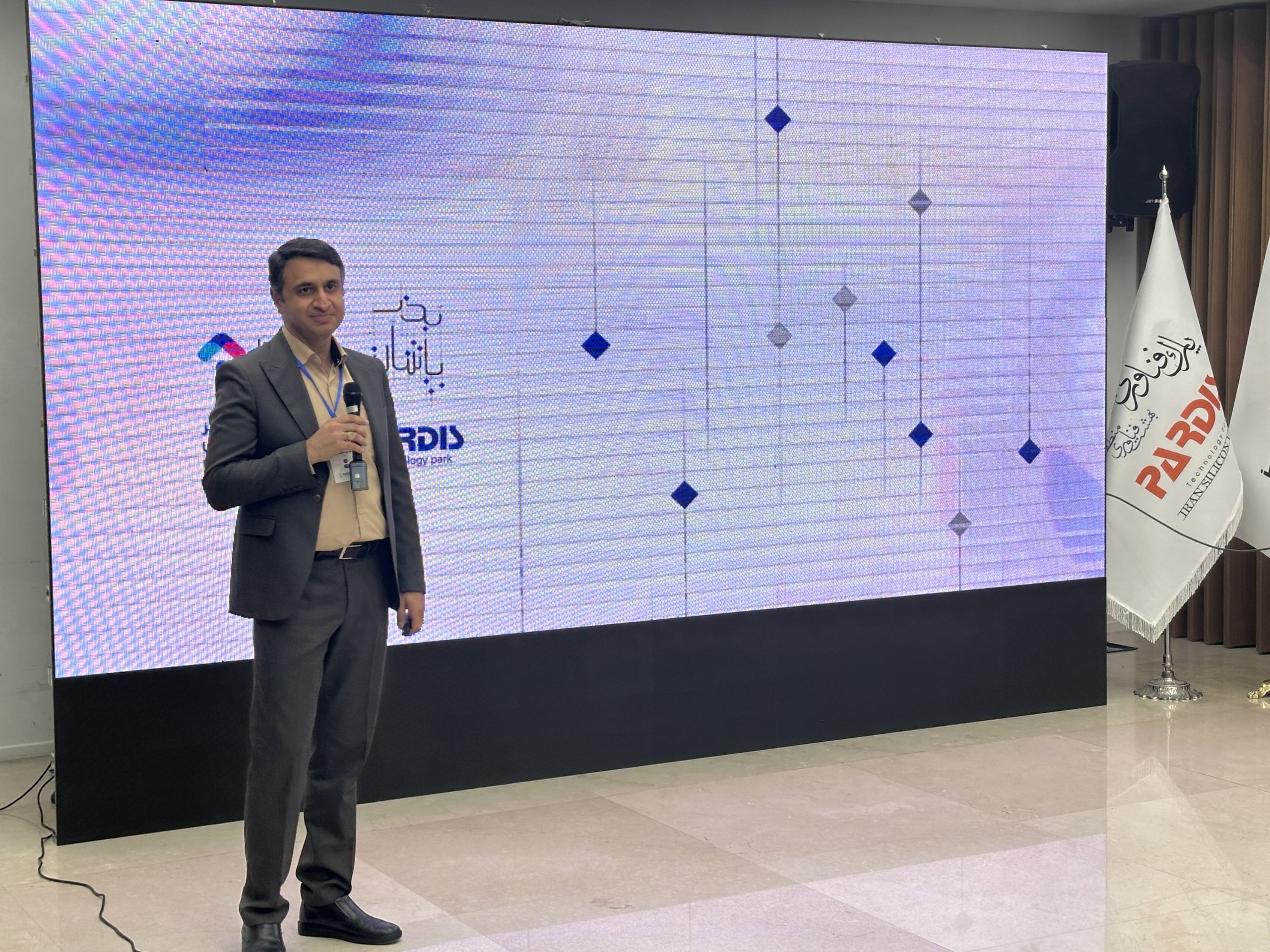 "بذرپاشان" فرصتی برای رقابت شتابدهنده ها