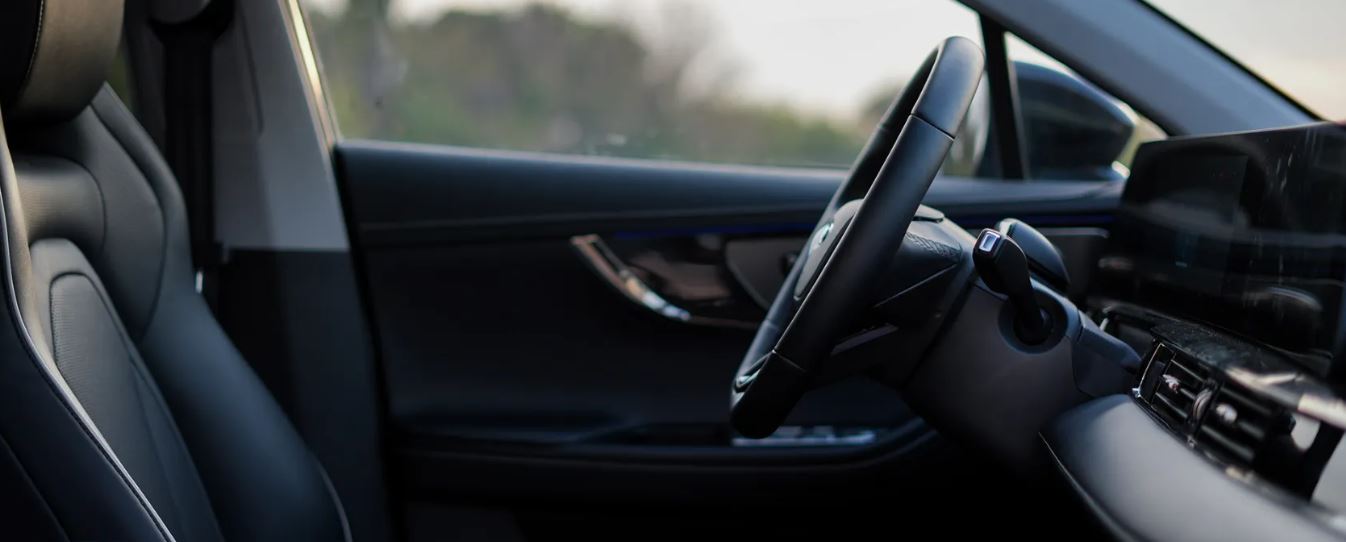 فونیکس FX EV: آیندهی خودروهای برقی در ایران