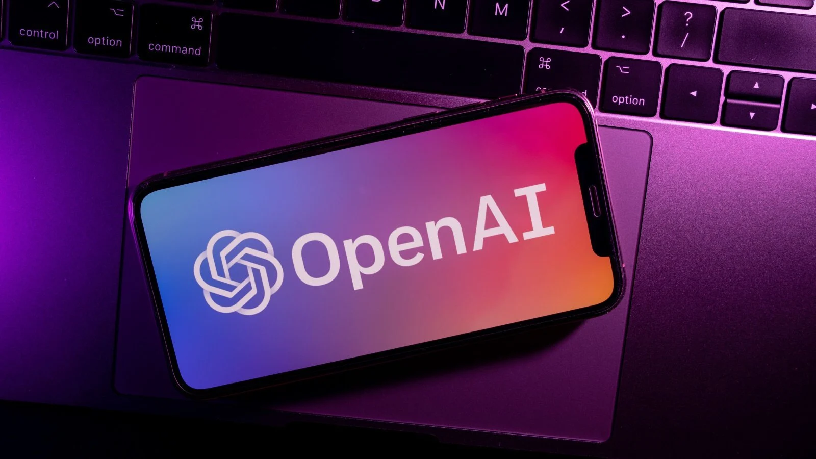 سامسونگ و OpenAI: آینده هوش مصنوعی در جیب شما
