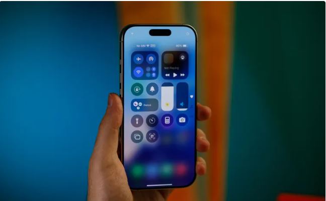iOS 19: چه نوآوریهایی در انتظار آیفونهاست؟