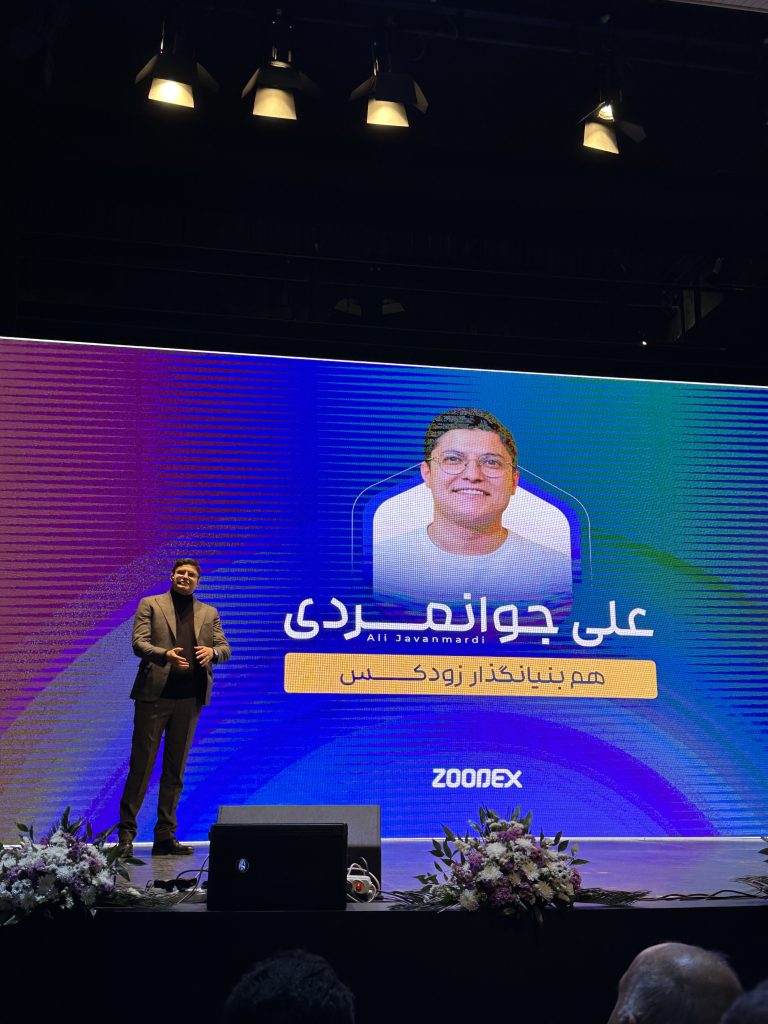 “ زودکس با هوش مصنوعی به جنگ انحصار می‌رود؛ ورود قدرتمند به دنیای سوپراپلیکیشن‌ها!”