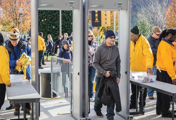 تفاوت راکت بازرسی بدنی و گیت بازرسی فلزیاب