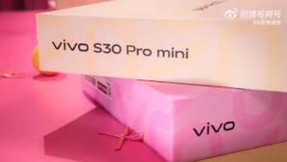 ویدیوی جعبه‌گشایی اختصاصی Vivo S30 Pro Mini منتشر شد