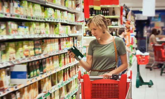 سلامت خانواده در دستان شما! ۶ ترفند هوشمندانه با اپلیکیشن "یوکا" هنگام خرید مواد غذایی