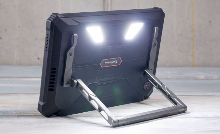 Blackview Active 12 Pro 5G؛ تبلتی با پروژکتور داخلی، ترکیبی متفاوت
