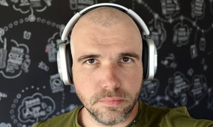 بررسی Nothing Headphone (1)؛ رقیبی تازهنفس برای بزرگان بازار