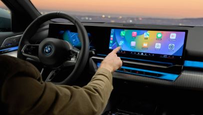 ادعای جنجالی BMW: علاقه کاربران به CarPlay و Android Auto واقعی نیست