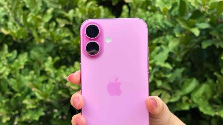 آیفون ۱۷ با ارتقای چشمگیر؛ چرا این مدل بهترین گزینه سری جدید اپل است