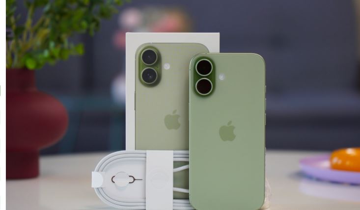 آیفون ۱۷ زیر ذره‌بین؛ بررسی کامل و پاسخ به انتظارات کاربران