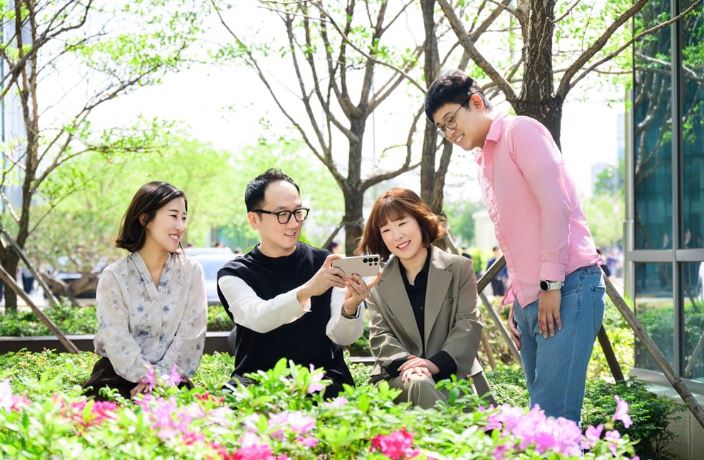 Galaxy S25 چگونه مرز میان گوشی هوشمند و دوربین حرفه‌ای را از بین برد