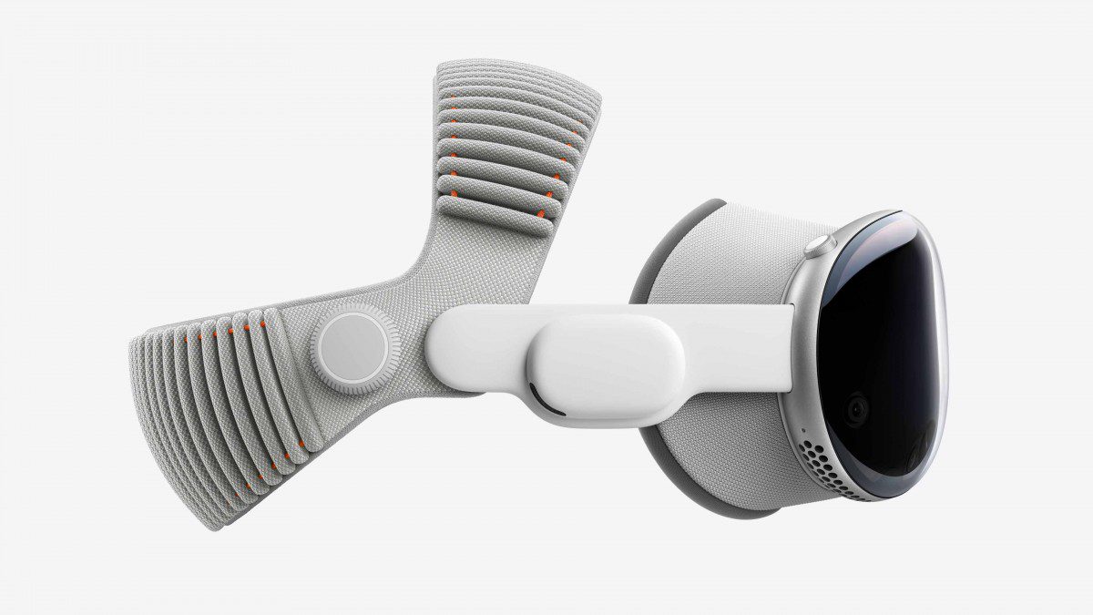 اپل M5 را به MacBook Pro ۱۴ اینچی و Vision Pro آورد؛ هوش مصنوعی ۳.۵ برابر و باتری ۲۴ ساعته