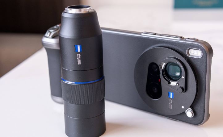 رازهای عکاسی با vivo X300 Pro؛ بررسی تخصصی کیت دوربین و زوم تله‌فوتوی ۲.۳۵ برابری انقلابی